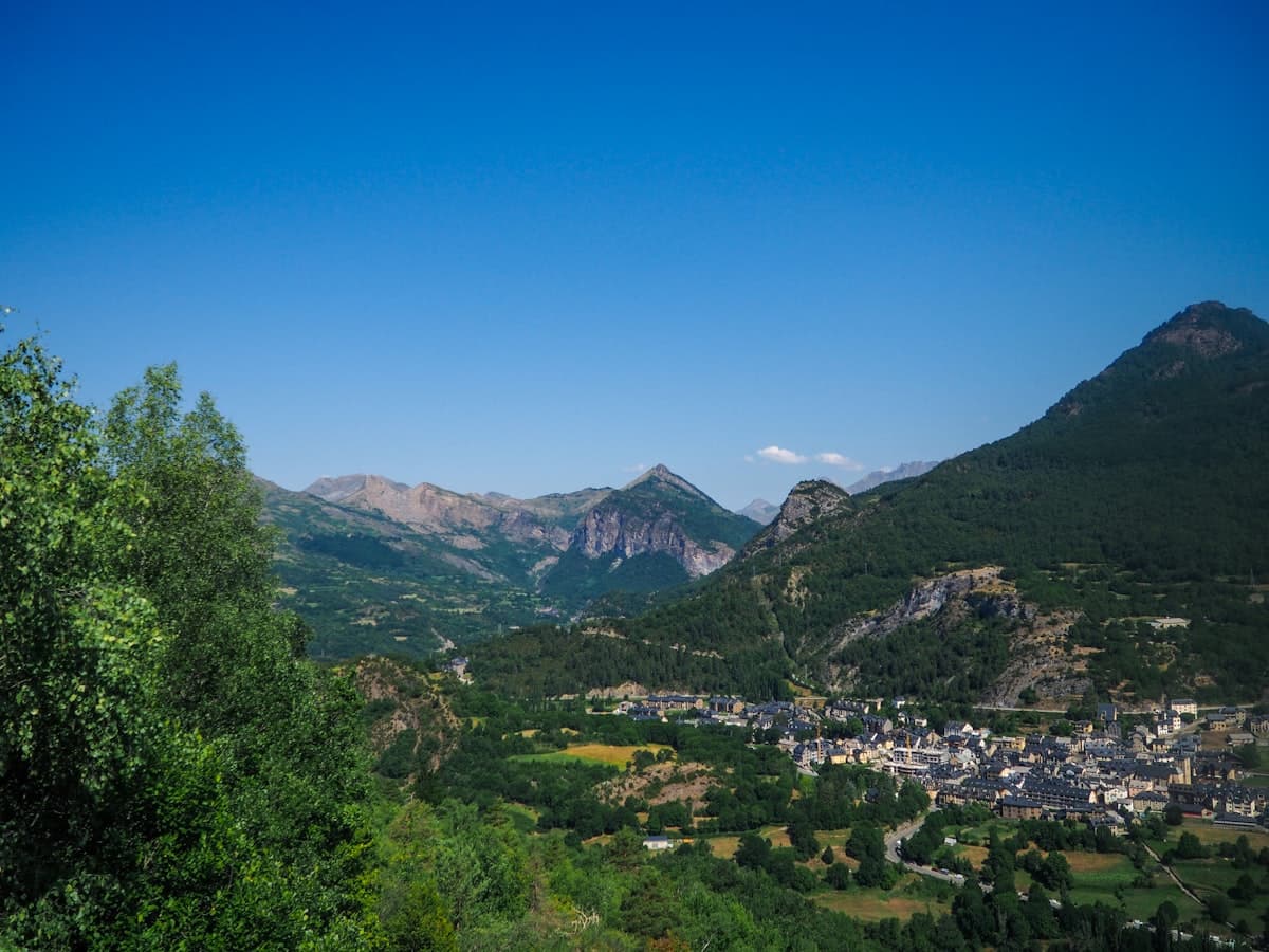 Aragon: A Practical Guide for Brazilians in Spain