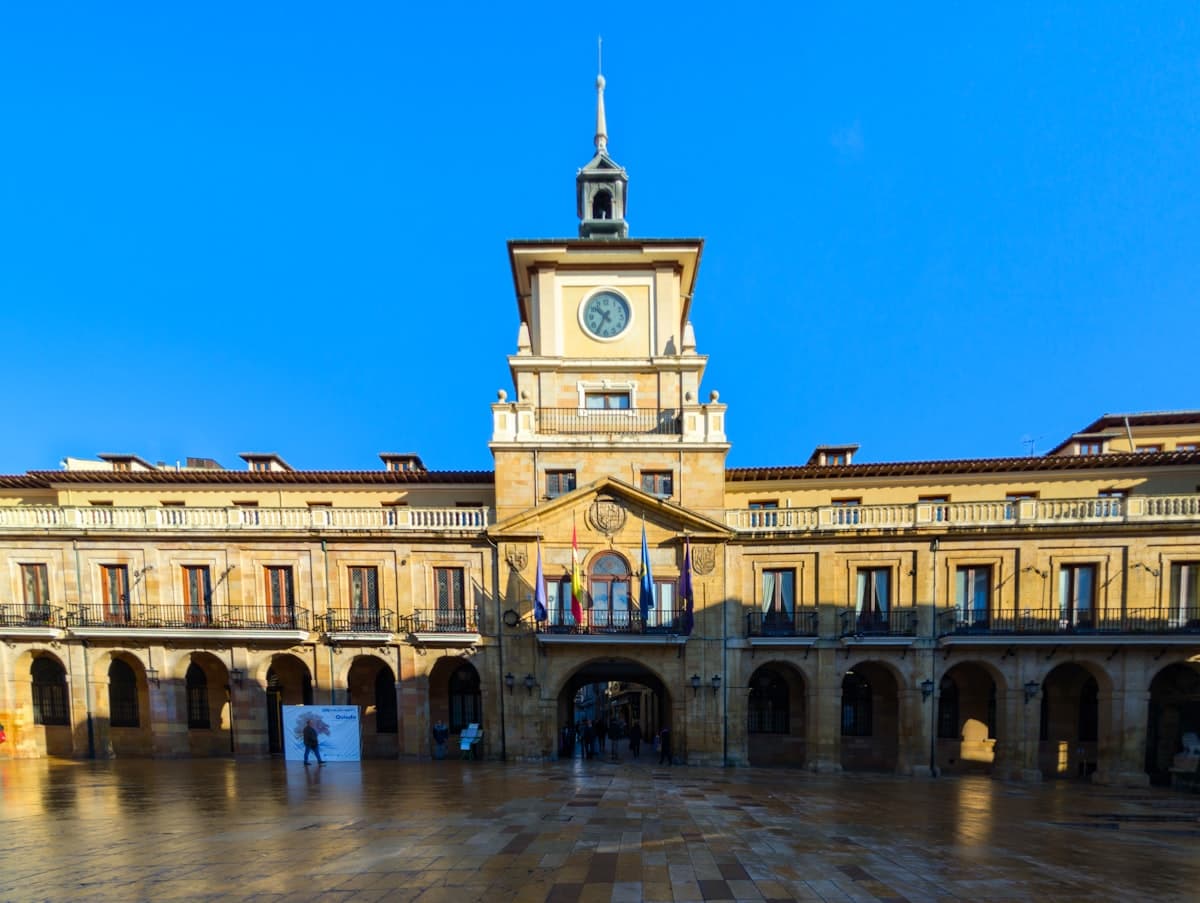 Asturias: Guía para brasileños en España