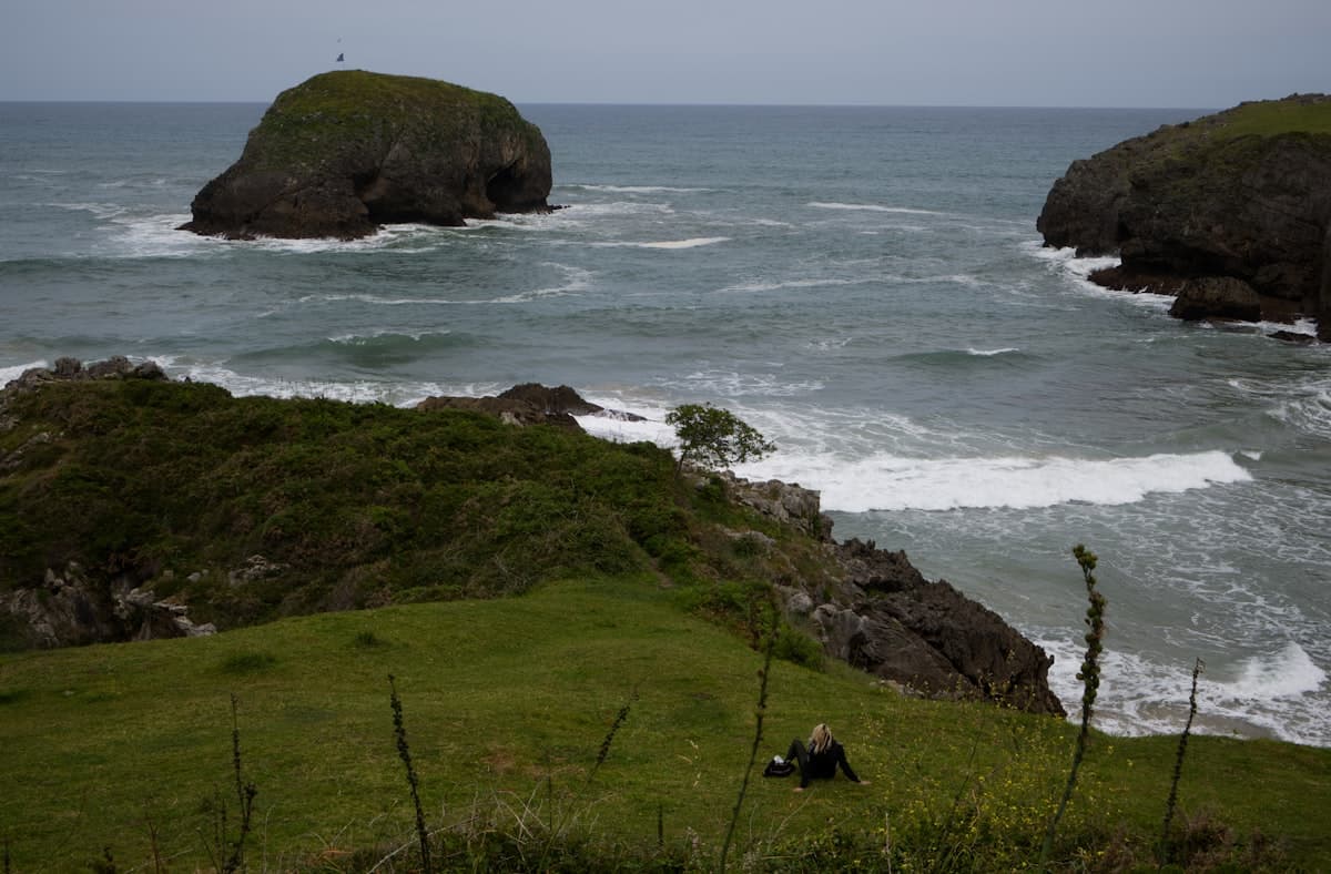 Guide for Brazilians in Spain: Exploring the Community of Cantabria
