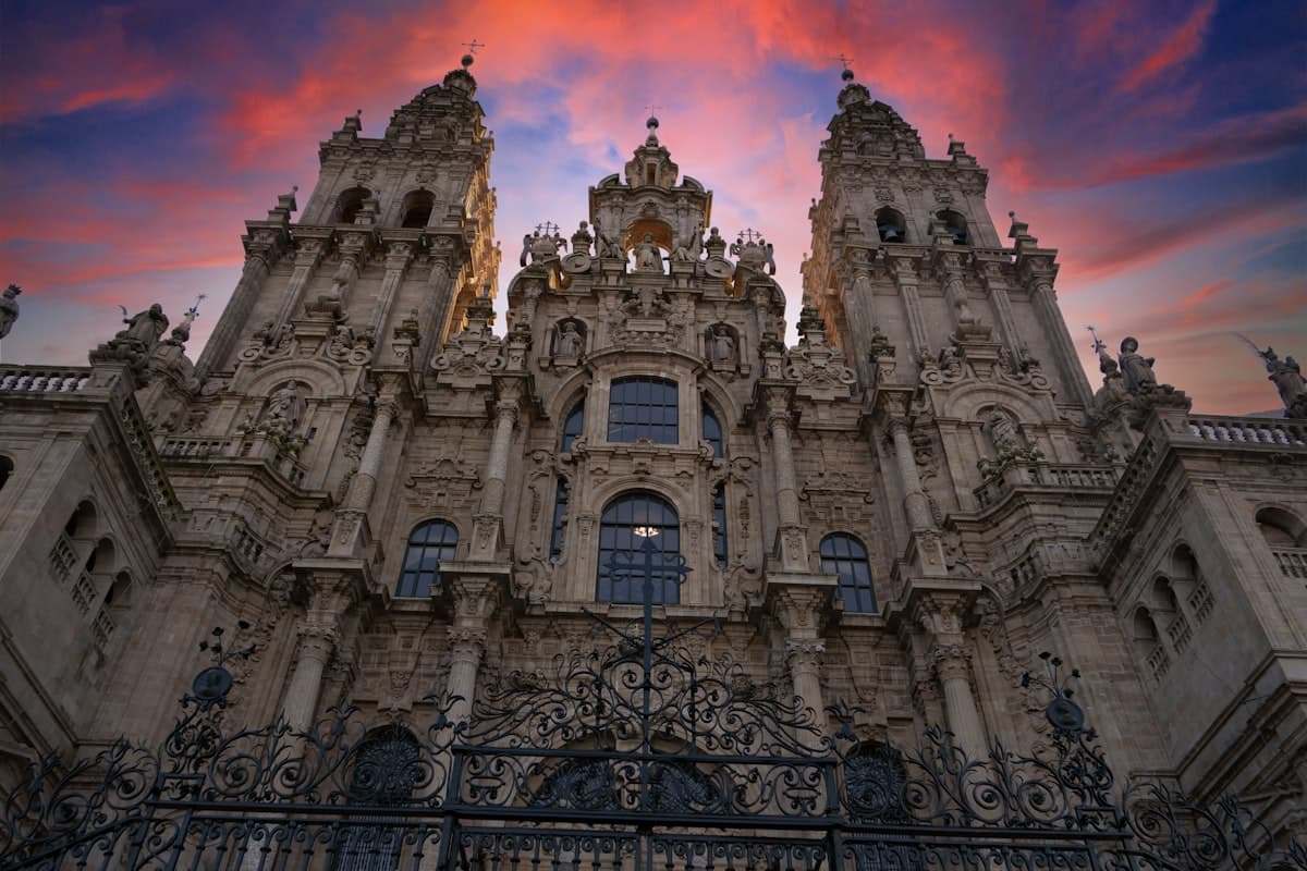 Catedral de Santiago de Compostela: o destino final do Caminho