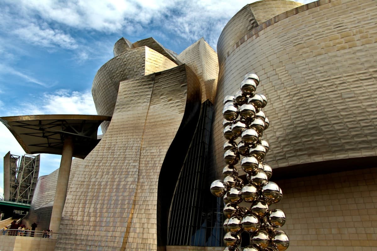 Casco Viejo de Bilbao: um guia pelo coração histórico da cidade