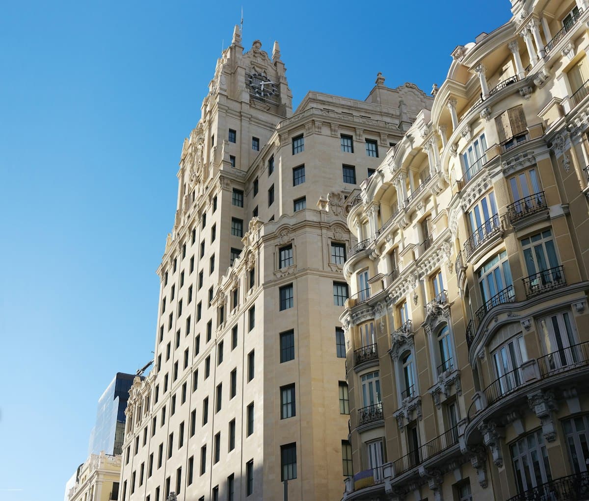 Comprar una casa en España: la guía práctica para brasileños