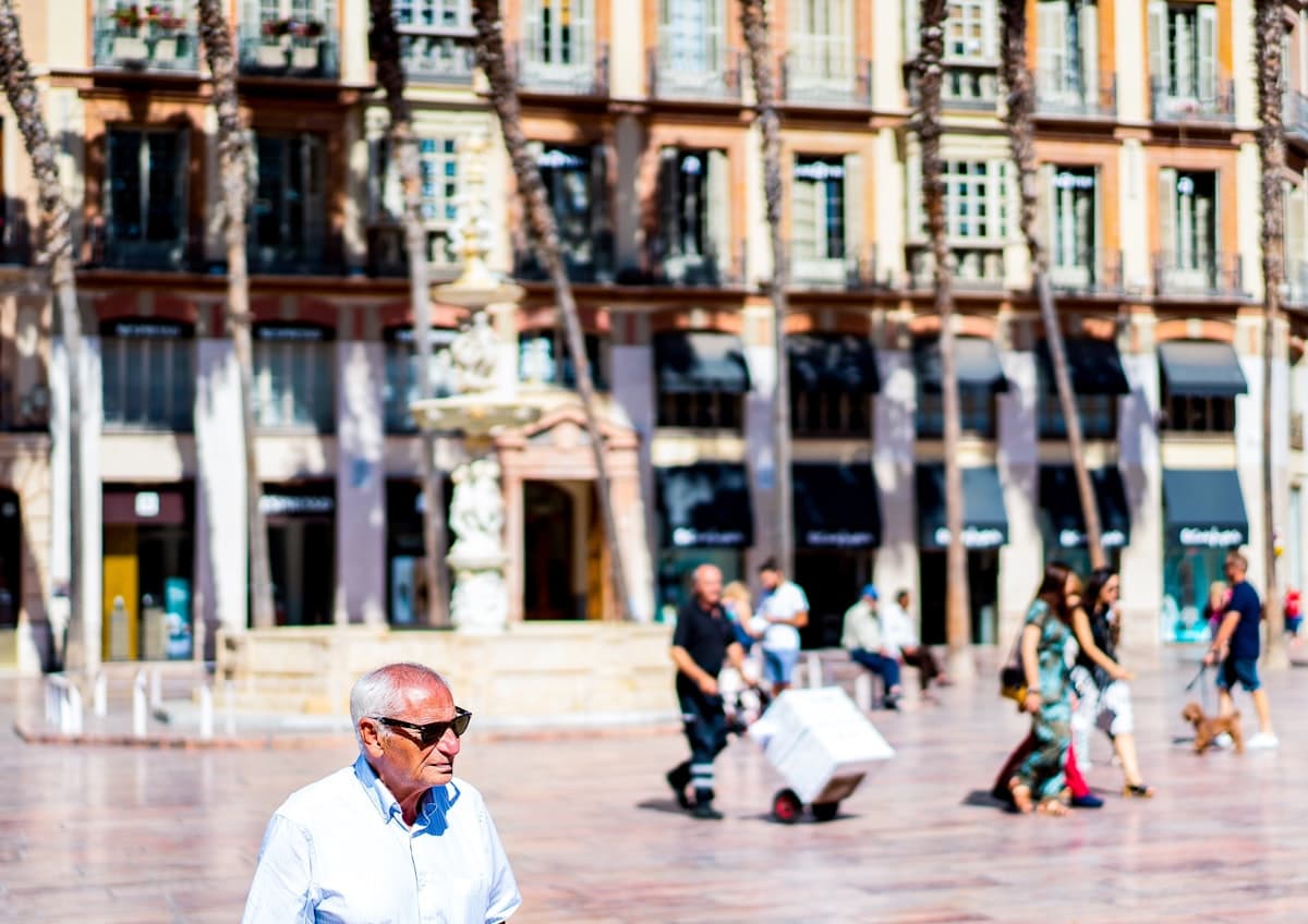 Derechos laborales del inmigrante en España: Guía esencial