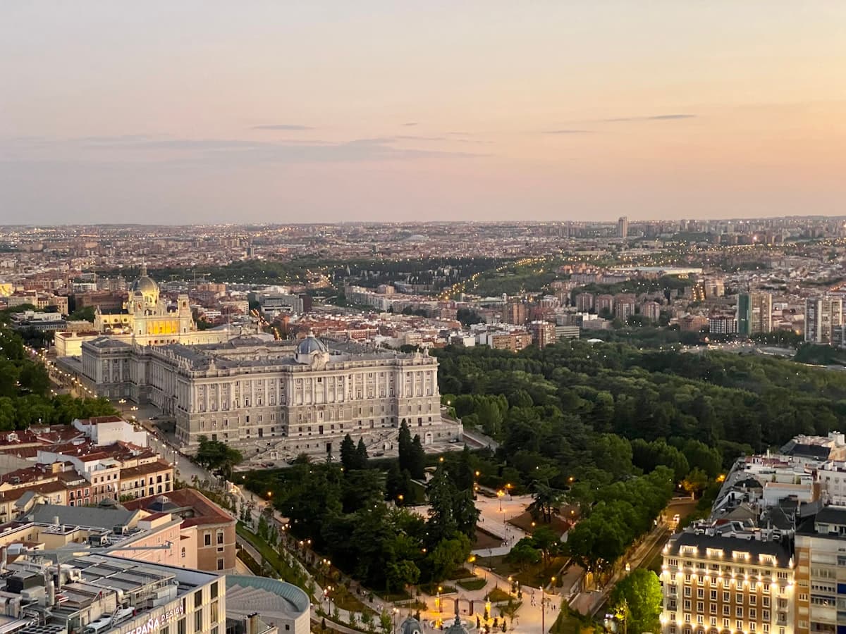 Guia de San Lorenzo de El Escorial: onde comer, passear e explorar