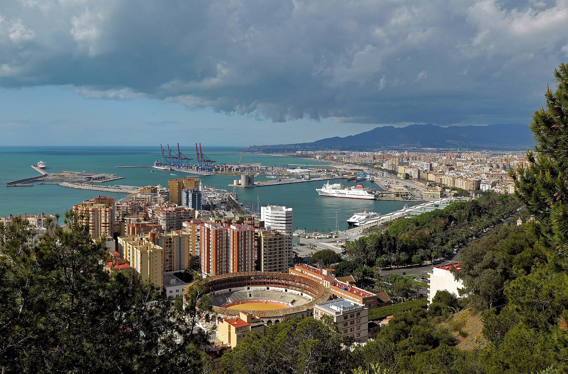 Málaga além do óbvio: 10 segredos e fatos curiosos sobre a capital da Costa del Sol